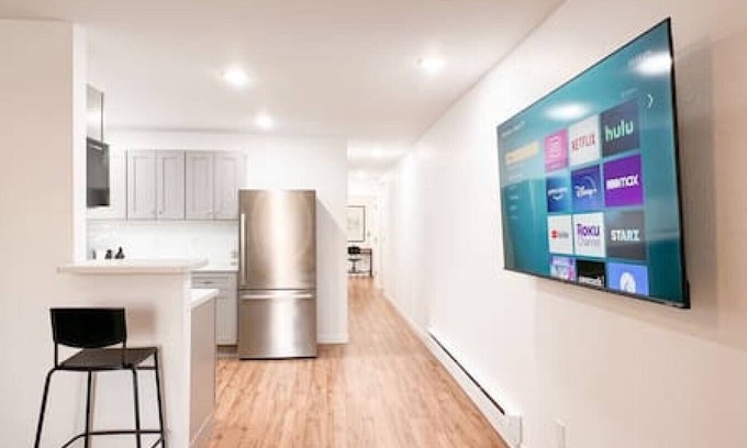 Pueblo Apartment | Very Clean Work Stay/Vacation Retreat Near DT&I25