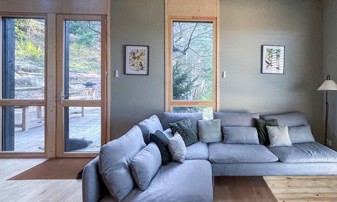 Saint-Barthelemy-Grozon Ski Chalet | Very comfortable forest house - 7 bedrooms and 5 bathrooms in the heart of Ardèche verte
