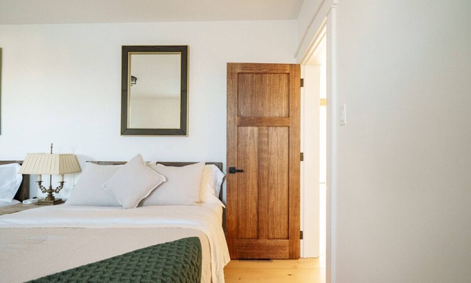 Witmer House | Very Comfy Farmhouse Apartment Unit A, 1st FL