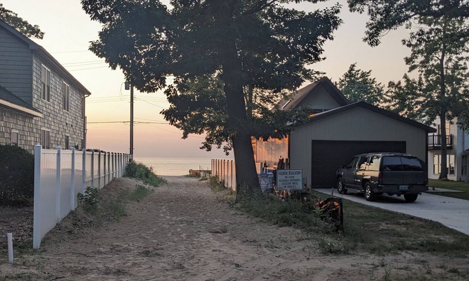 Port Austin Apartment | Very Cozy 1 bed Unit with Lake Huron beach access! Vintage ONE