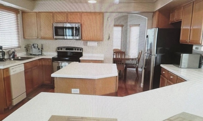 Green Valley Ranch House | Very nice 4-bedroom house in welcoming Denver with WiFi, AC, fitness room