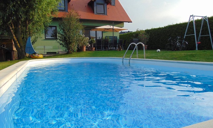 Ettersburg House | Very nice holiday home with terraces, garden and pool, near Weimar