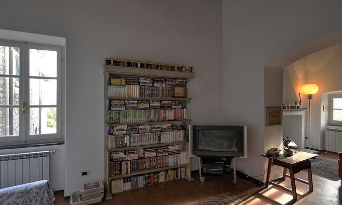 Montemarcello Apartment | very nice apartment in Montemarcello, histor hamlet in Liguria, 3 bedrooms sleeps up to 6 people