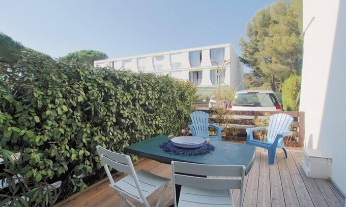 La Petite Motte Apartment | VERY NICE STUDIO WITH GARDEN CLOSE TO LA GRANDE MOTTE TOWN CENTER