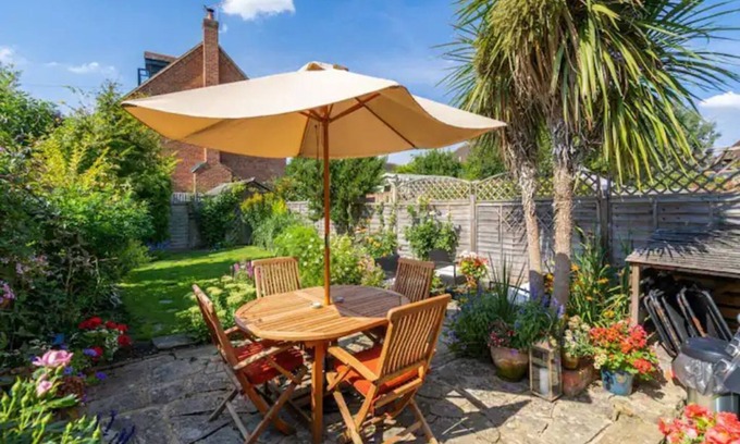 Maidenhead Cottage | Very Pretty 2 BR Cottage On Edge of National Trust