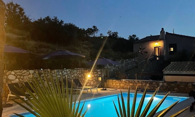 Velez-Blanco Cottage | Very private house and apartment with exceptional views!