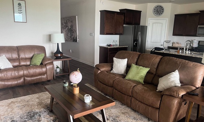 Milton House | Very quiet piece