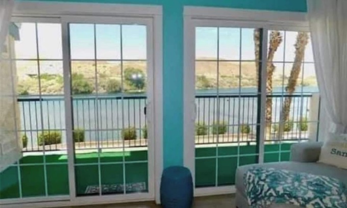Bullhead City House | Very RARE, ON the RIVER !