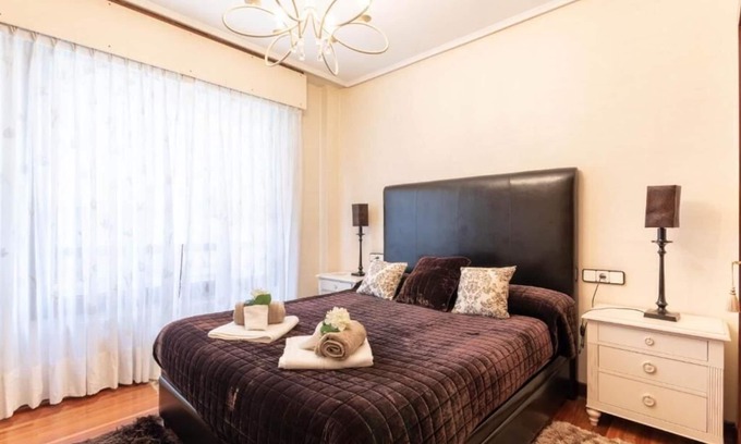 Castanos Apartment | VERY SPACIOUS AND PERFECTLY LOCATED - Guggenheim and Casco Viejo