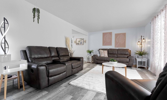 Allouez House | Very spacious, clean and tastefully remodeled home