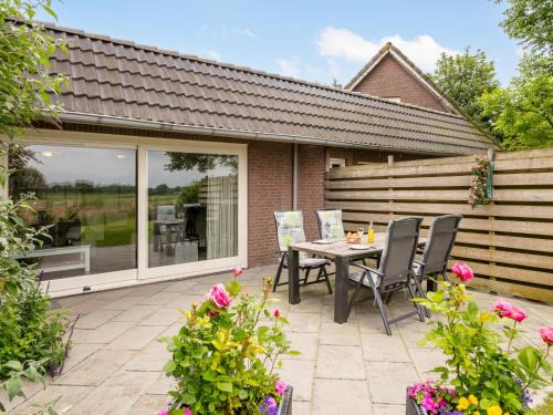 Heeswijk-Dinther House | Verzicht