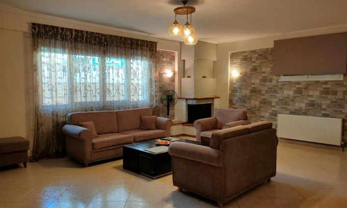 Pavlos Melas Apartment | Vesta