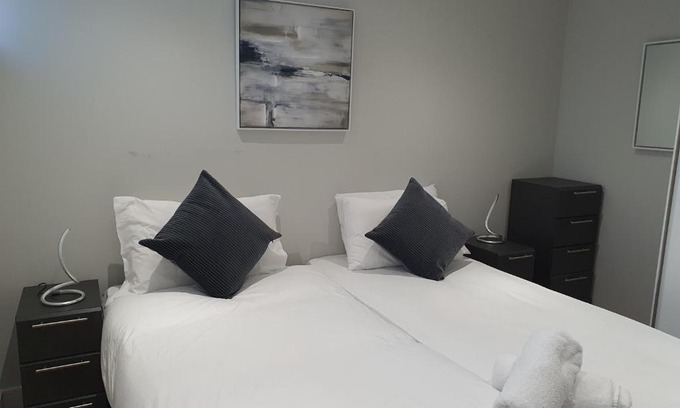 Westcliff-on-Sea Apartment | Vetrelax Southend Apartment