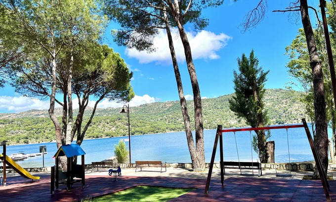 San Martin de Valdeiglesias Ski Chalet | Villa Vip Lux