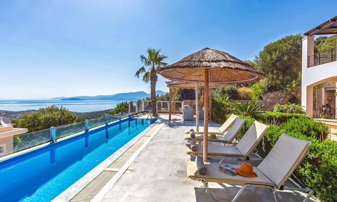 Agios Nikolaos Villa | Villa Desire by Villa Plus