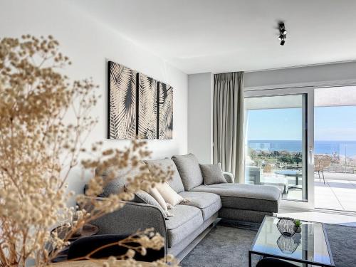 Casares Apartment | Via Celere 2340