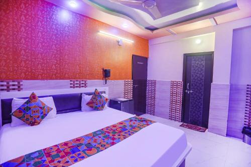 Kanpur Hotel | Via Kanha Dhaam