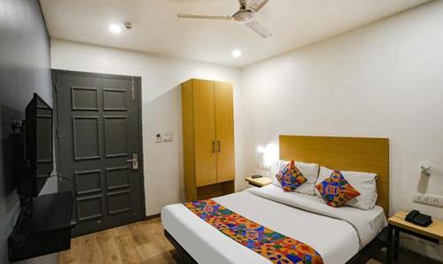 Pitampura Hotel | Via The Vaishali Dakshini Pitampura