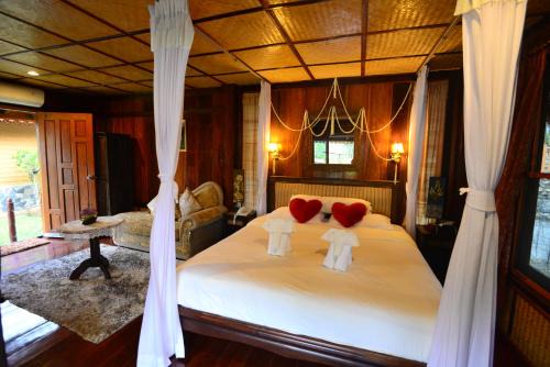 Yonok Hotel | Viang Yonok Hotel, Restaurant, Sports Club