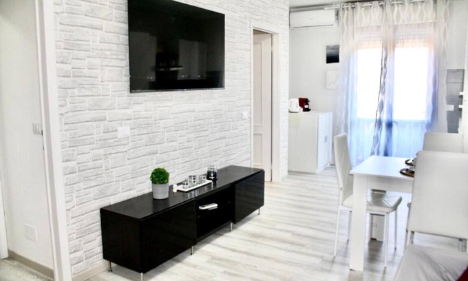 Ex Campo d'Aviazione Apartment | Viareggio Deluxe Apartment