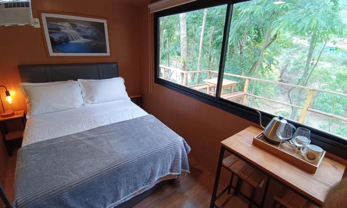 Caparao National Park Cabin | Vibe Container CAPARAÓ AMARELO
