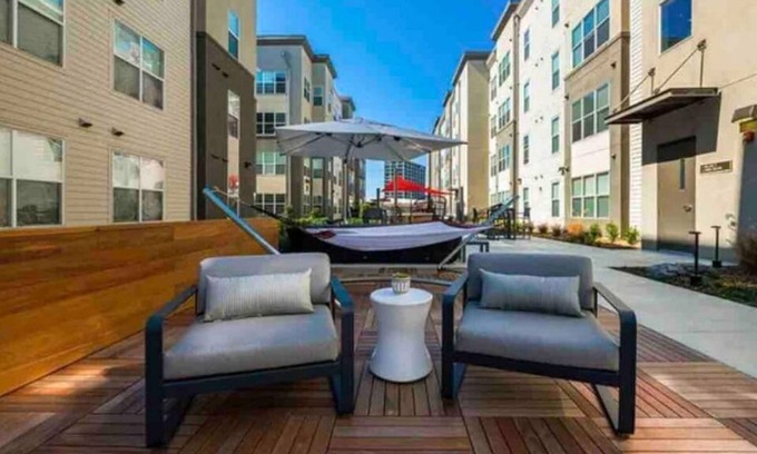 Northeast Dallas House | Vibrant 2-bedroom rental near SMU