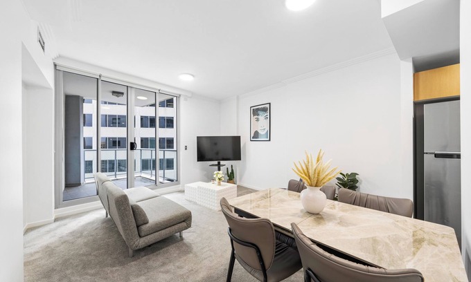 Haymarket Apartment | Vibrant 2BR Apt in the heart of city/Central