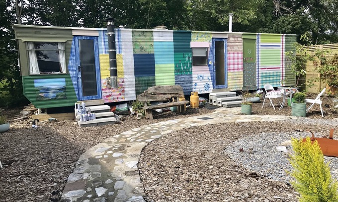 Cortober House | Vibrant Artists home Lough Arrow, Co.Sligo