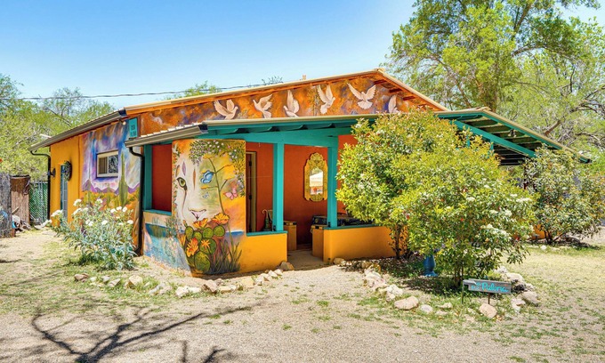 Patagonia Apartment | Vibrant 'Casa Paloma' w/Patio - Near Vineyards!