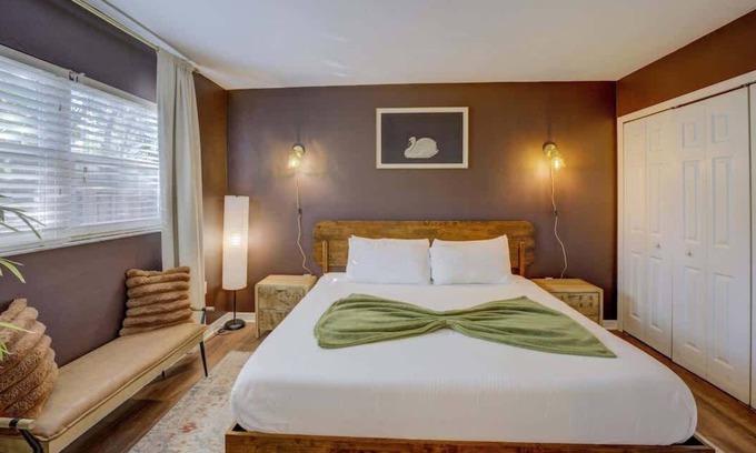 Arlington Park Apartment | Vibrant Modern Escape, Walk to Dining, Near Beach