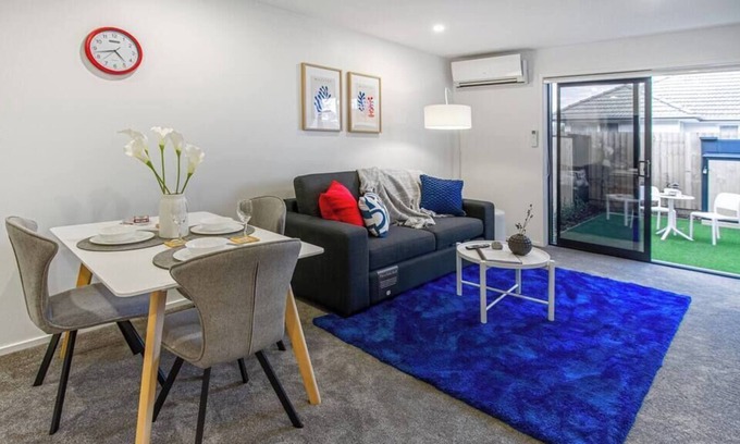 Papanui House | Vibrant Northlands Abode 1 Bed 1 Bath
