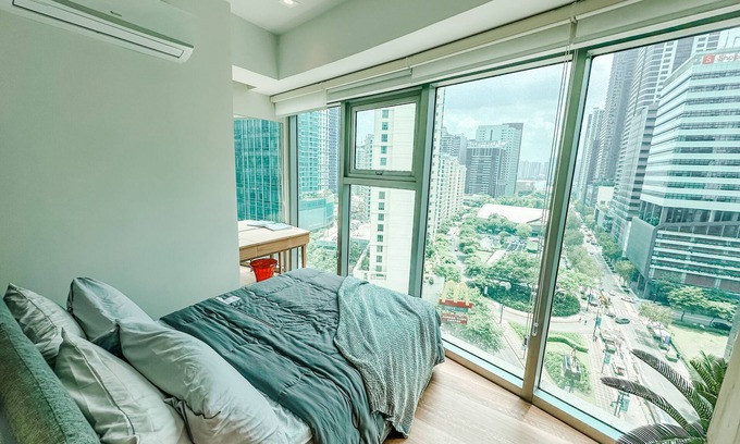 Pinagsama Condo | Vibrant Oasis with the best view + Fast WiFi
