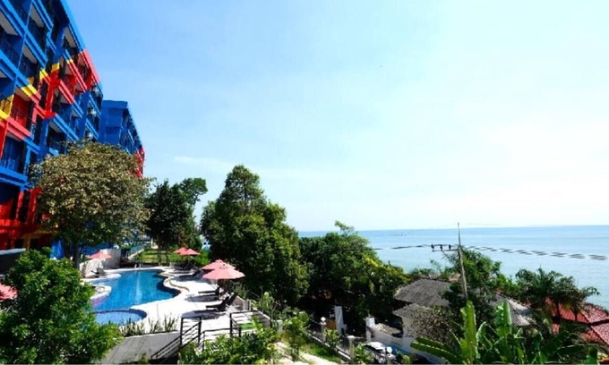 Ban Chang Apartment | Vibrant Rayong Beach only 5 mins to Phala Beach