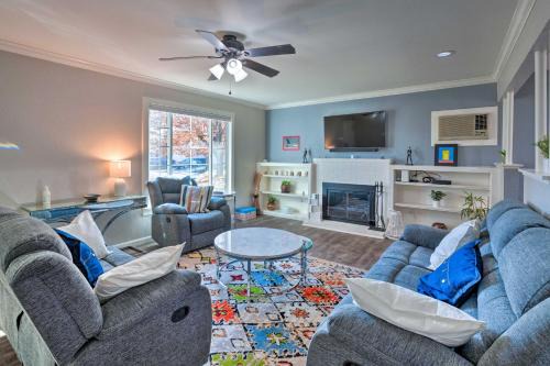 Southwestern Sacramento House | Vibrant Sacramento Home with Yard and Patio!