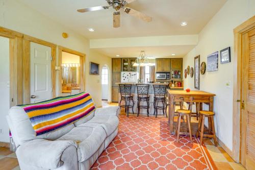 Terlingua House | Vibrant Terlingua Vacation Rental Near Big Bend!