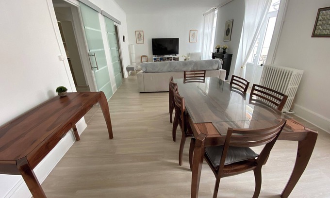 Cœur de Ville Apartment | Vichy Superbe Appartement 100 m2 Hypercentre, où Tout se Fait à Pieds