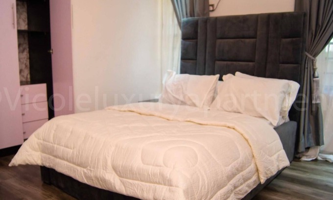 Aba Apartment | Vicole Luxury apartments offers a stylishly furnished 3 bedrooms apartments @Aba