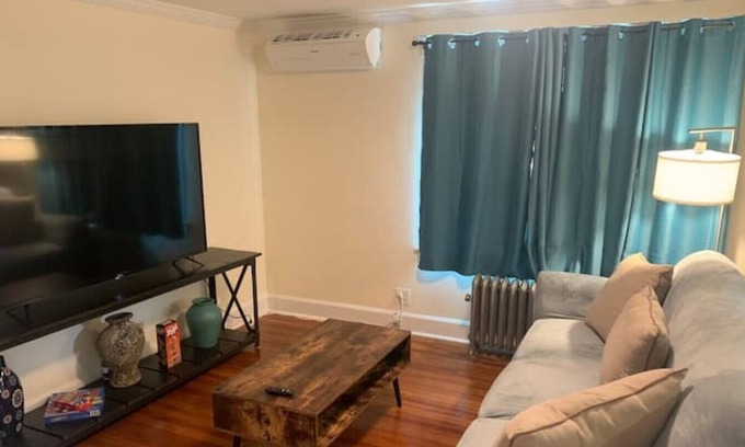 South Side Apartment | Victoria’s Place