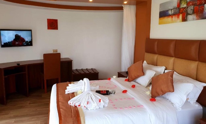 Mbita Resort | VICTORIA SANDS LODGE