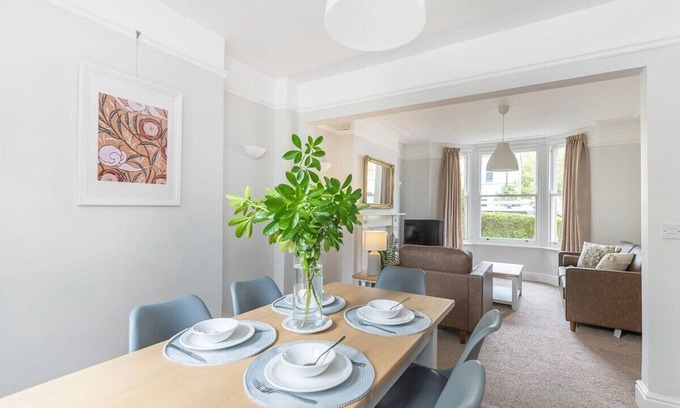 Cambridge House | Victorian 2 Bedroom Home near the river Cam
