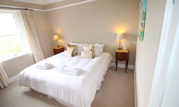 Newton St Loe Cottage | VICTORIAN ANNEXE - BATH - sleeps 4 guests in 2 bedrooms