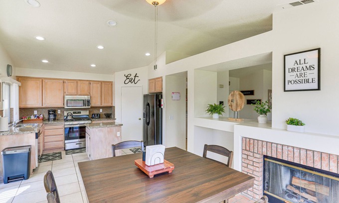Victorville House | Victorville Home w/Large Yard & Charcoal Grill!