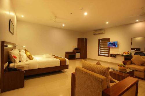 Kunnamkulam Hotel | Victory Inn Park Residency
