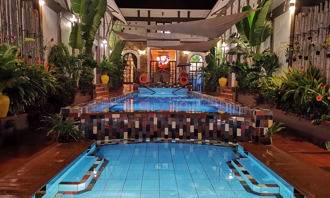 Phong Nha Villa | Victory Road Villas