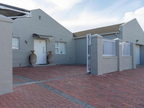 Edgemead House | Vida Tranquilo