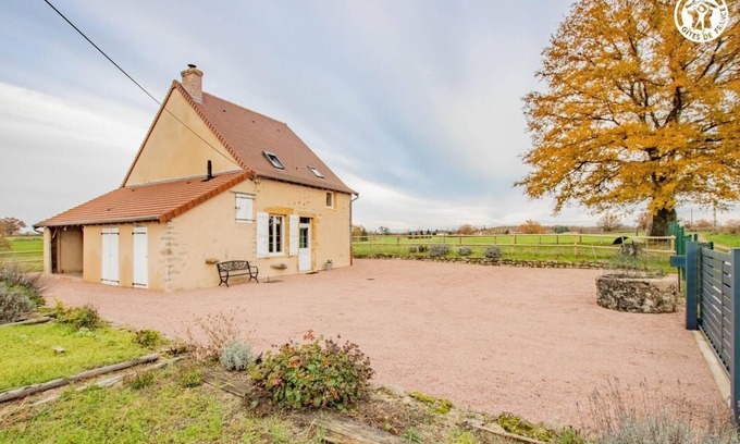 Saint-Aubin-en-Charollais House | Videlina - SAINT AUBIN EN CHAROLLAIS