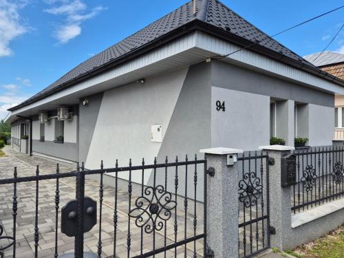 Leles House | Vidiecky dom Leles