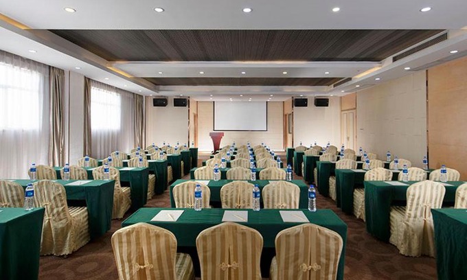 Chancheng Hotel | Vienna Hotel(Foshan Nanzhuang Ceramic Headquarters )