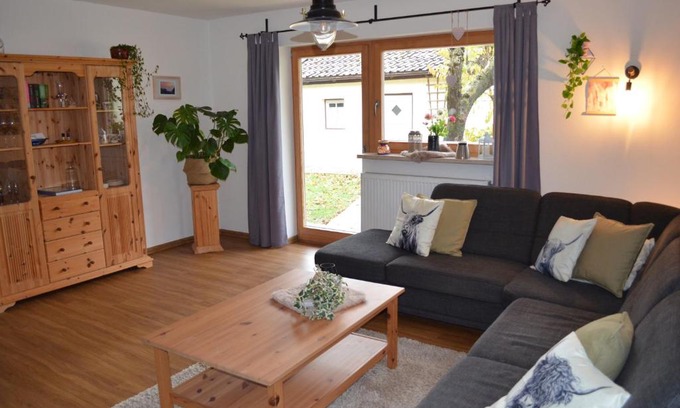 Ainring Apartment | Vier-Zimmer-Wohnung mit Garten zwischen Salzburg und Königssee