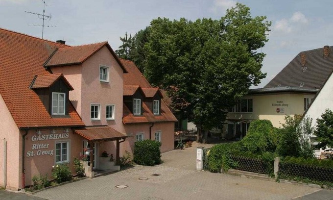 Erlangen Bed & Breakfast | Vierbettzimmer - Hotel & Gasthof Ritter St. Georg